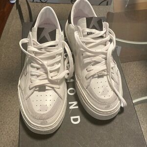 John Richmond snickers